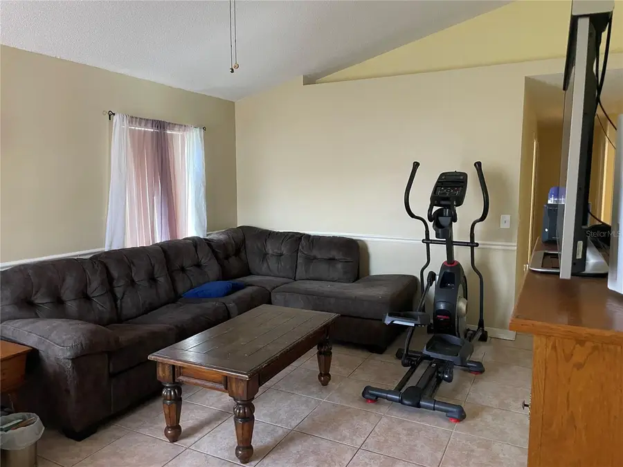 526 Pointe Allyson Way, Orlando, FL 32825 - #3