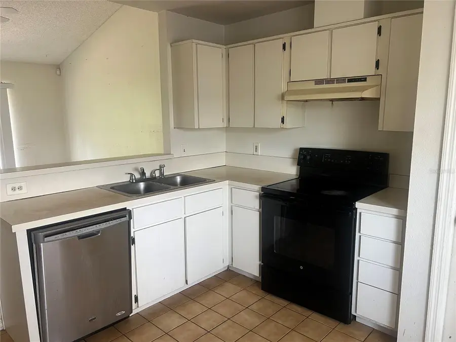 5415 Hyde Park Avenue, Orlando, FL 32808 - #3