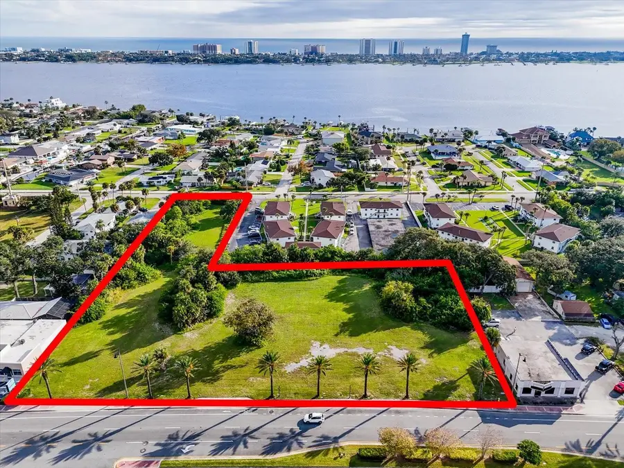 1771 S Ridge Wood Avenue, South Daytona, FL 32119 - #3