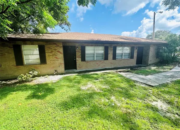101 Lake Hunter Drive #15 & 16, LAKELAND, FL 33803