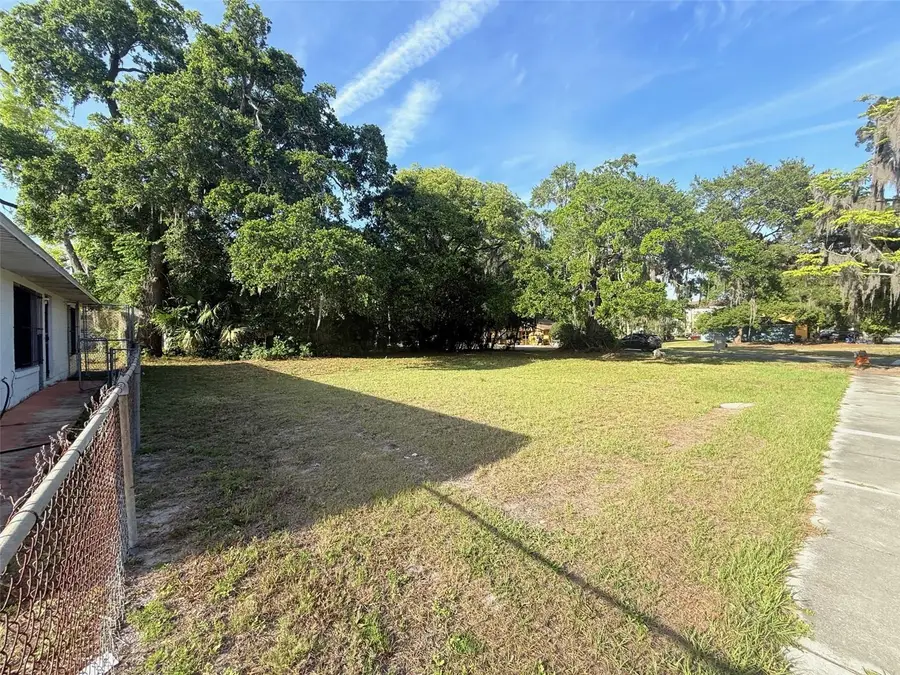 516 E 5th Street, Sanford, FL 32771 - #3