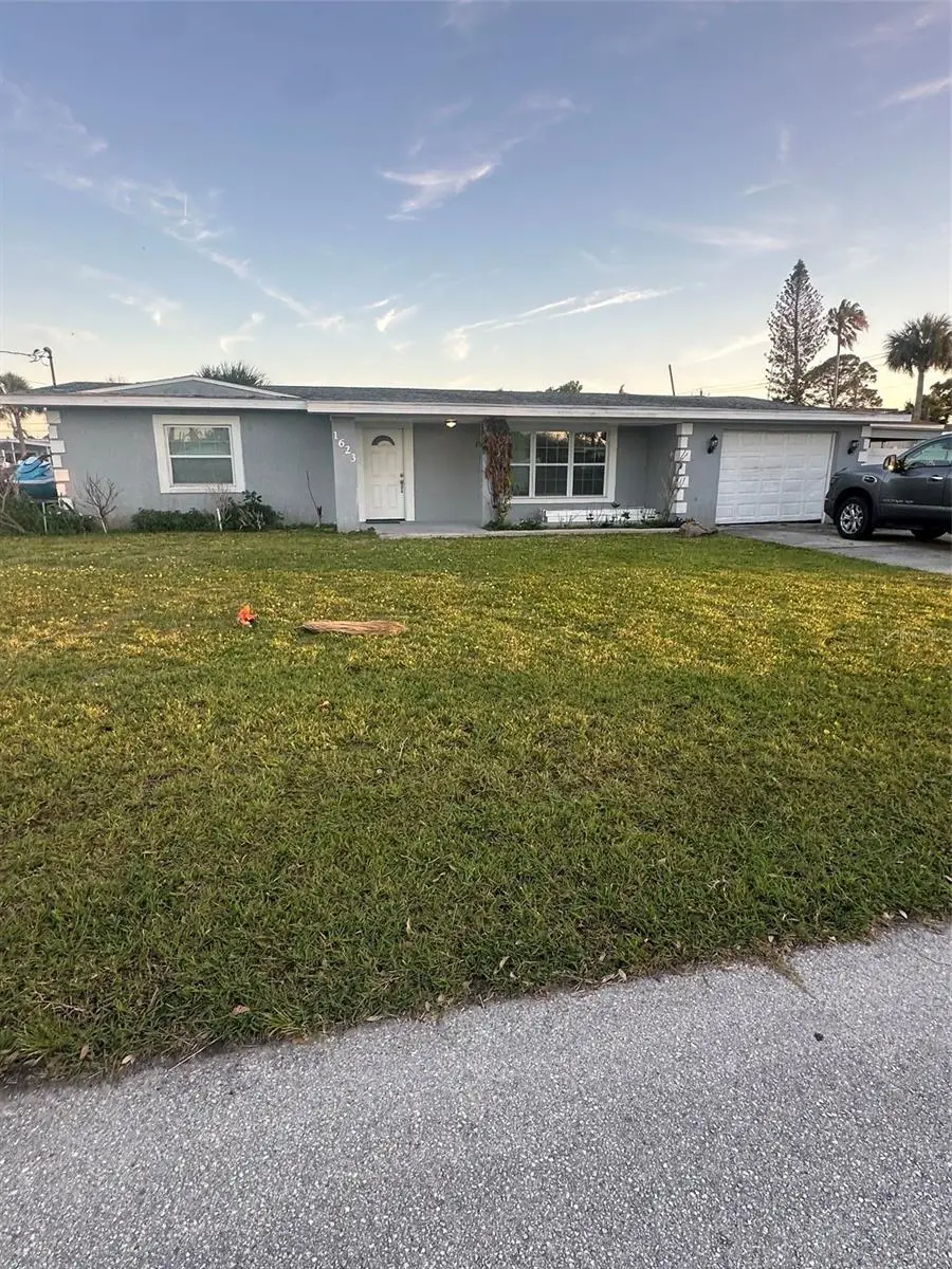 1623 Wavecrest Street, Merritt Island, FL 32952 - #1