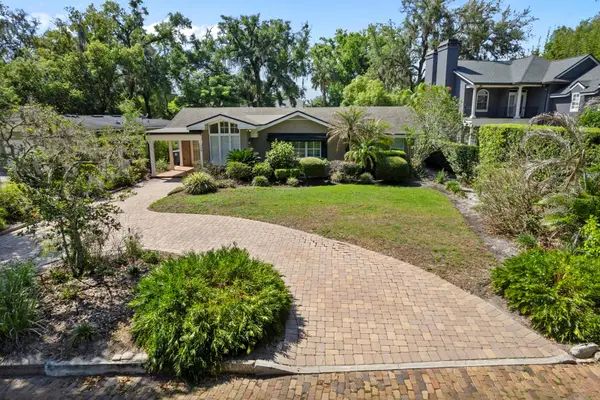 220 W Reading Way, WINTER PARK, FL 32789