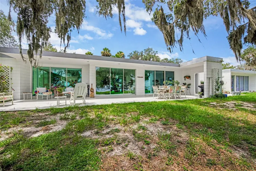 2600 Fort Lane Road, Geneva, FL 32732 - #2