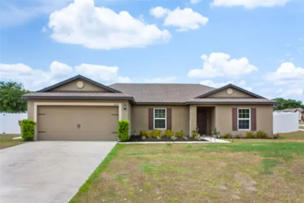 12067 Callicarpa Lane, LEESBURG, FL 34788