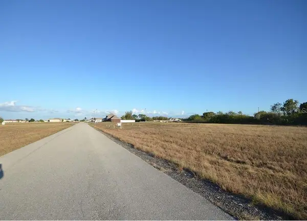 346 NE 15th Terrace, CAPE CORAL, FL 33909