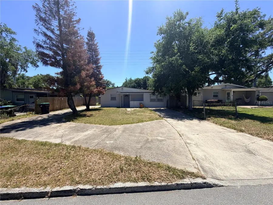 2216 Mayflower Avenue, Apopka, FL 32703 - #2