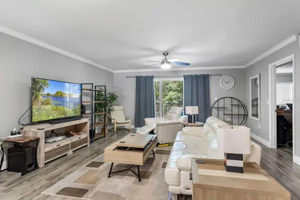 1150 Carmel Circle #106, CASSELBERRY, FL 32707