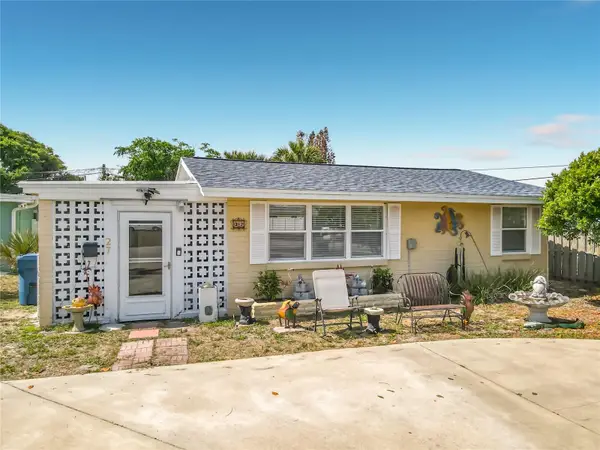 27 Alamanda Drive, ORMOND BEACH, FL 32176