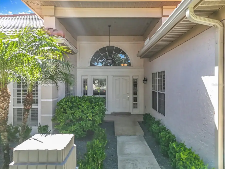 2470 Sweetwater Country Club Drive, Apopka, FL 32712 - #2