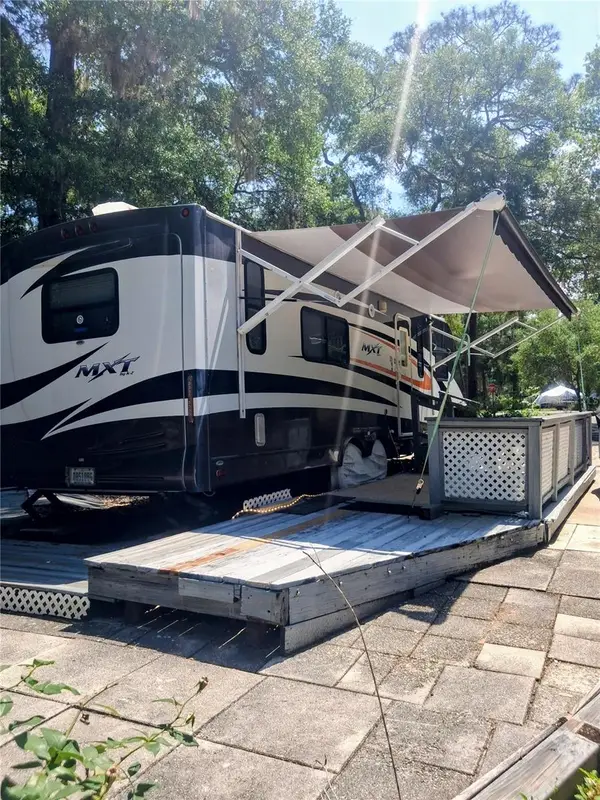 25225 141st Lane Ne, FORT MC COY, FL 32134