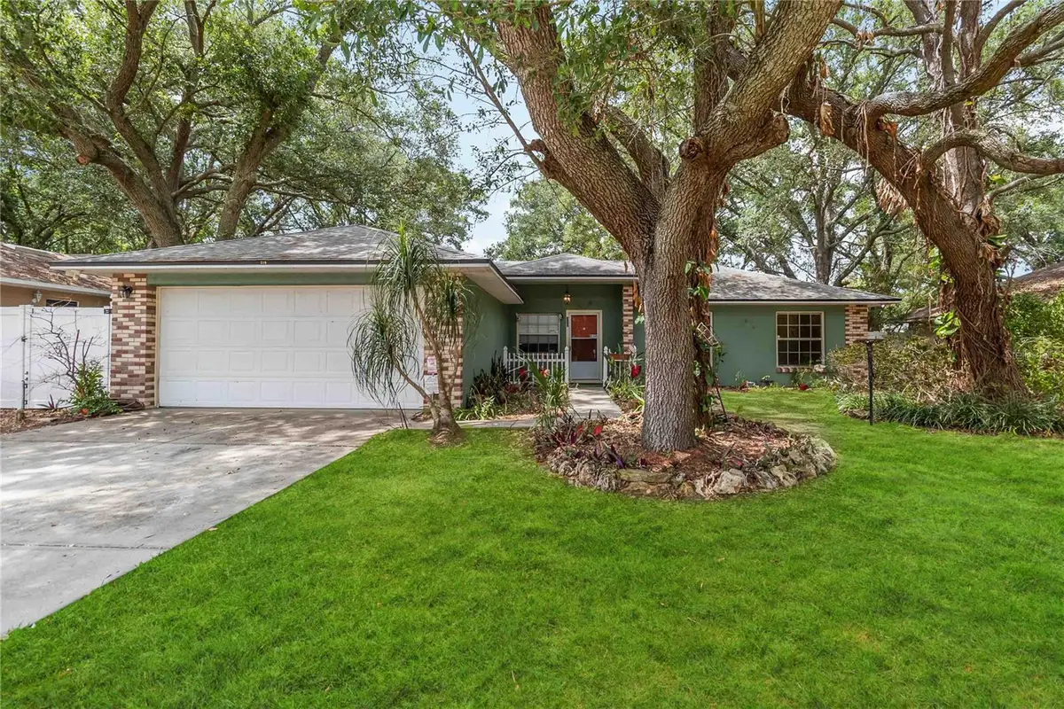 210 Madison Street, Minneola, FL 34715 - #1