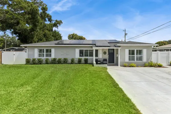 1761 65th Avenue N, ST PETERSBURG, FL 33702