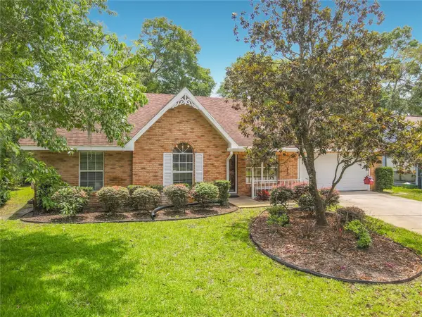 405 Secluded Oaks Trail, DELAND, FL 32724