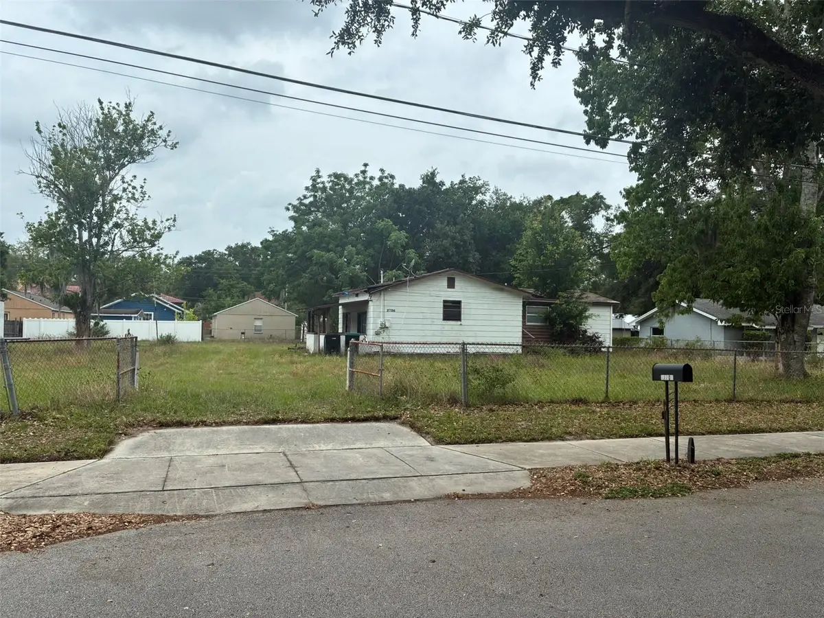 2726 S Brown Avenue, Orlando, FL 32806 - #1
