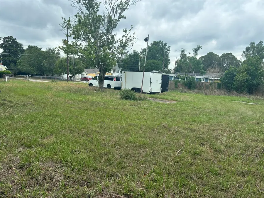 2726 S Brown Avenue, Orlando, FL 32806 - #3