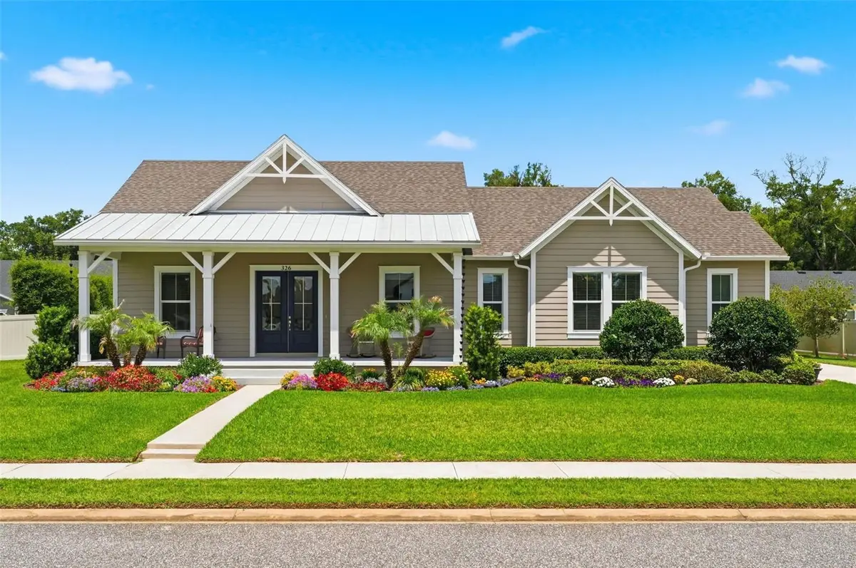 326 W Delaware Avenue, Lake Helen, FL 32744 - #1