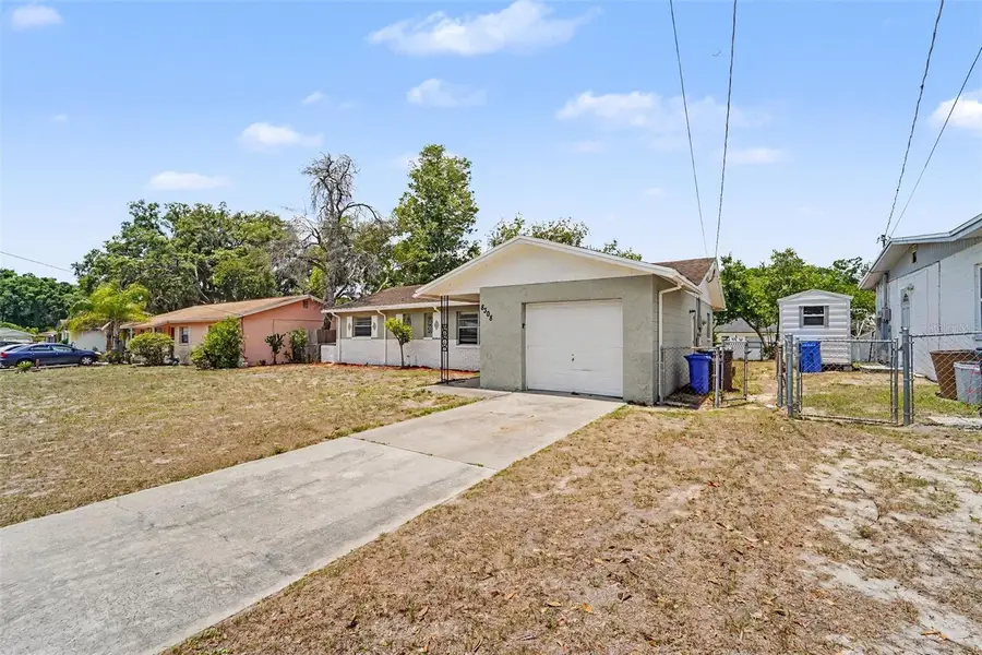8308 Oleander Lane, Tampa, FL 33637 - #2
