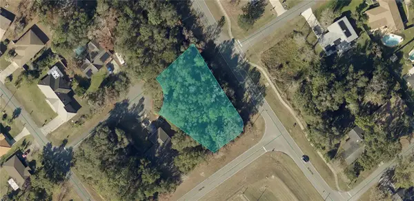 Pine Way Court, OCALA, FL 34472