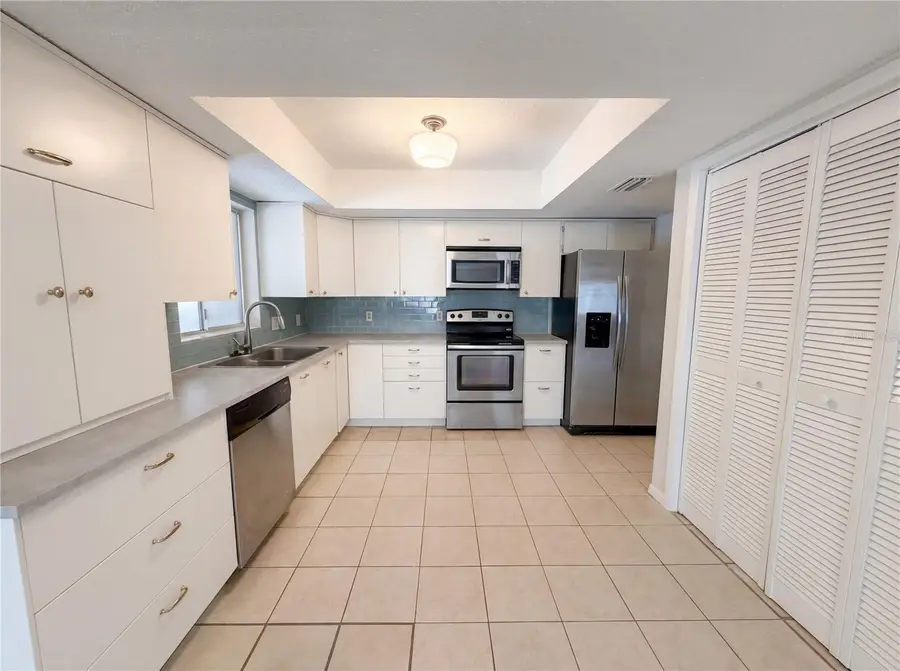 2534 Victarra Circle, Lutz, FL 33559 - #2