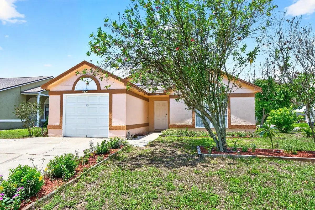 1950 Sheeler Oaks Drive, Apopka, FL 32703 - #1