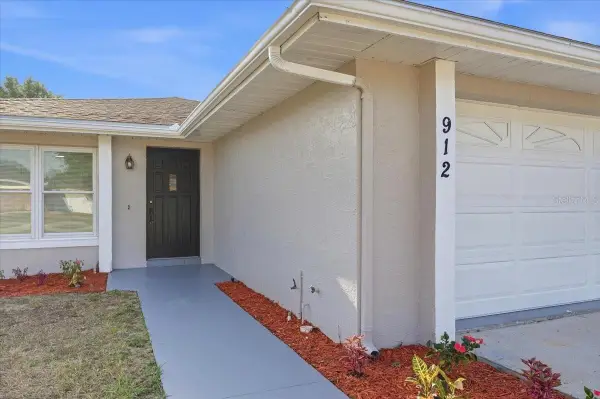 912 E Heron Circle, WINTER HAVEN, FL 33884