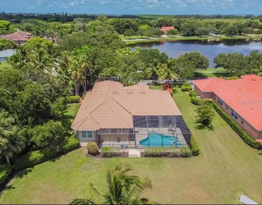 1704 Amberwynd Circle W, Palmetto, FL 34221 - #2