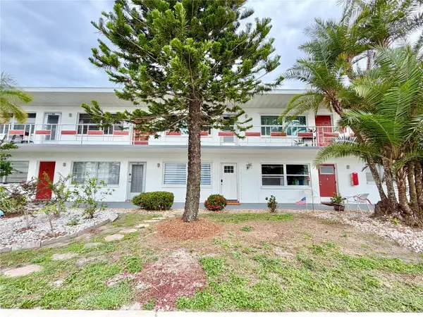 1900 58th Avenue N #10, ST PETERSBURG, FL 33714