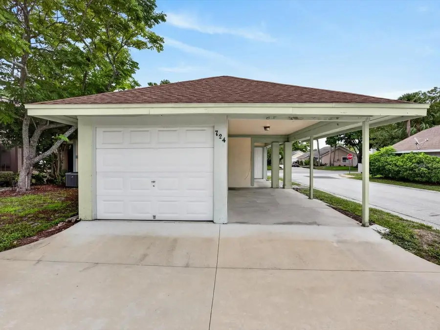 724 Lakeside Drive, Winter Springs, FL 32708 - #2