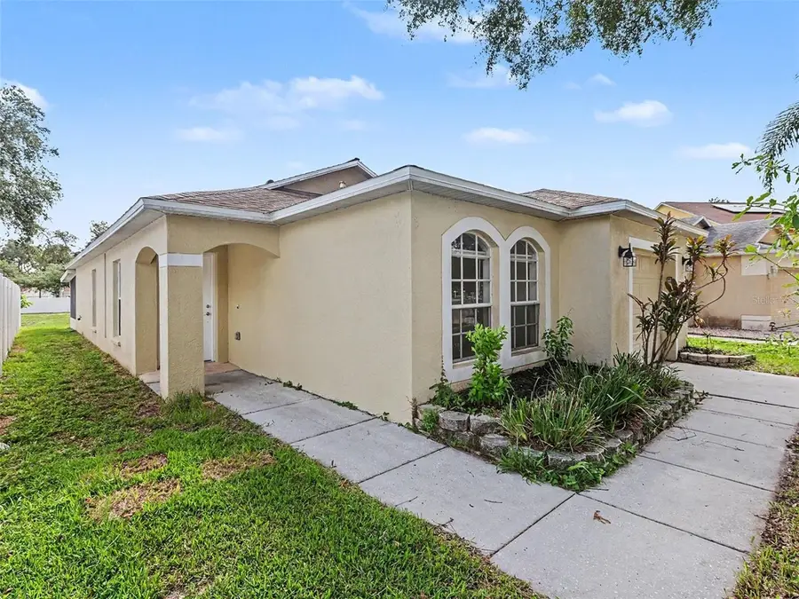9823 Morris Glen Way, Tampa, FL 33637 - #3