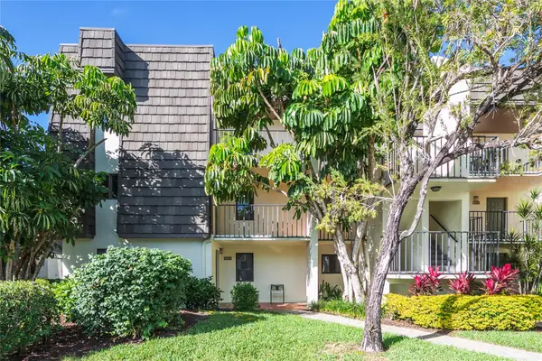 1645 Spoonbill Lane #C, NAPLES, FL 34105