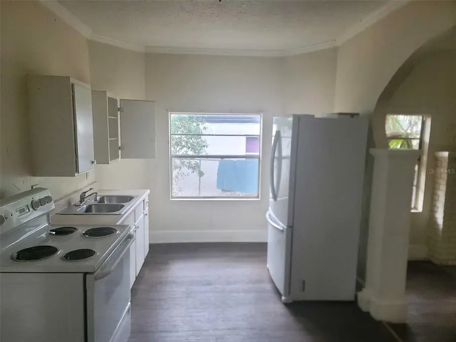 2035 10th Street S, Saint Petersburg, FL 33705 - #2