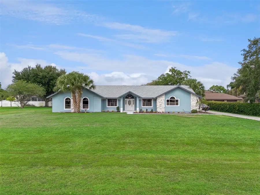 2827 Shadow Wood Court, Kissimmee, FL 34746 - #2