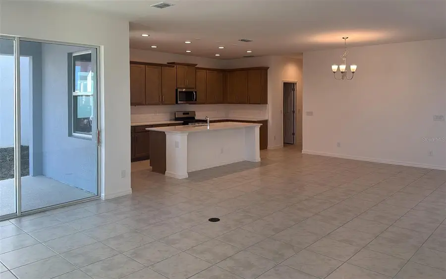 6863 Spanish Imperial Street, Howey In The Hills, FL 34737 - #2