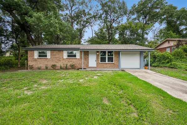 280 W Fern Drive, ORANGE CITY, FL 32763