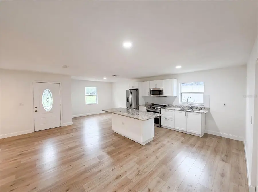 845 40th Avenue S, Saint Petersburg, FL 33705 - #2