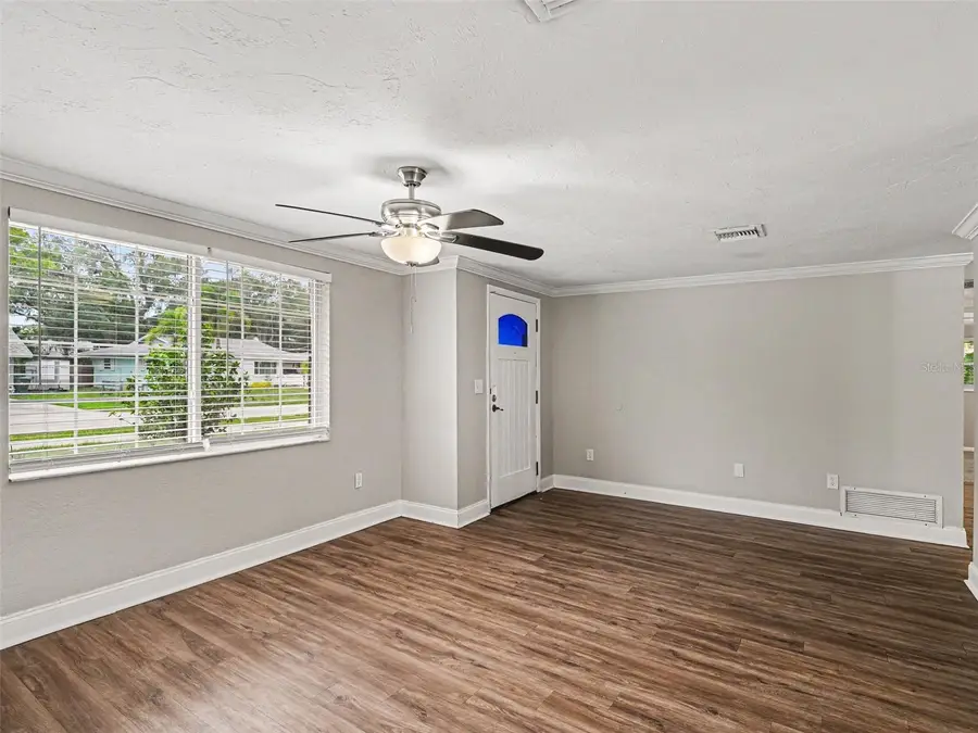 2111 Fairfield Avenue, Sarasota, FL 34232 - #3