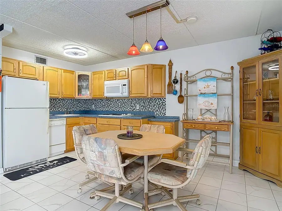 400 Oakridge Boulevard #21, Daytona Beach, FL 32118 - #2