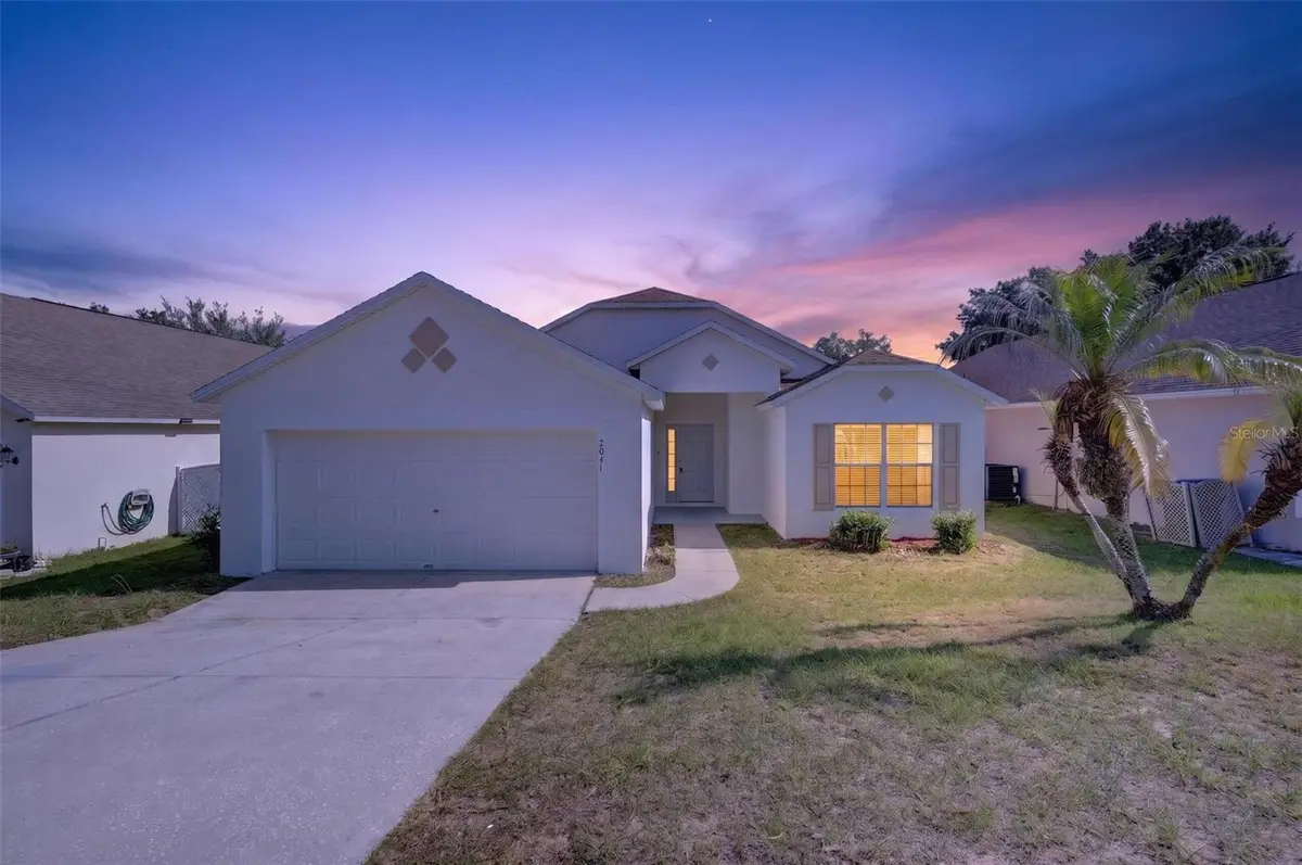 2041 Newtown Road, Groveland, FL 34736 - #1