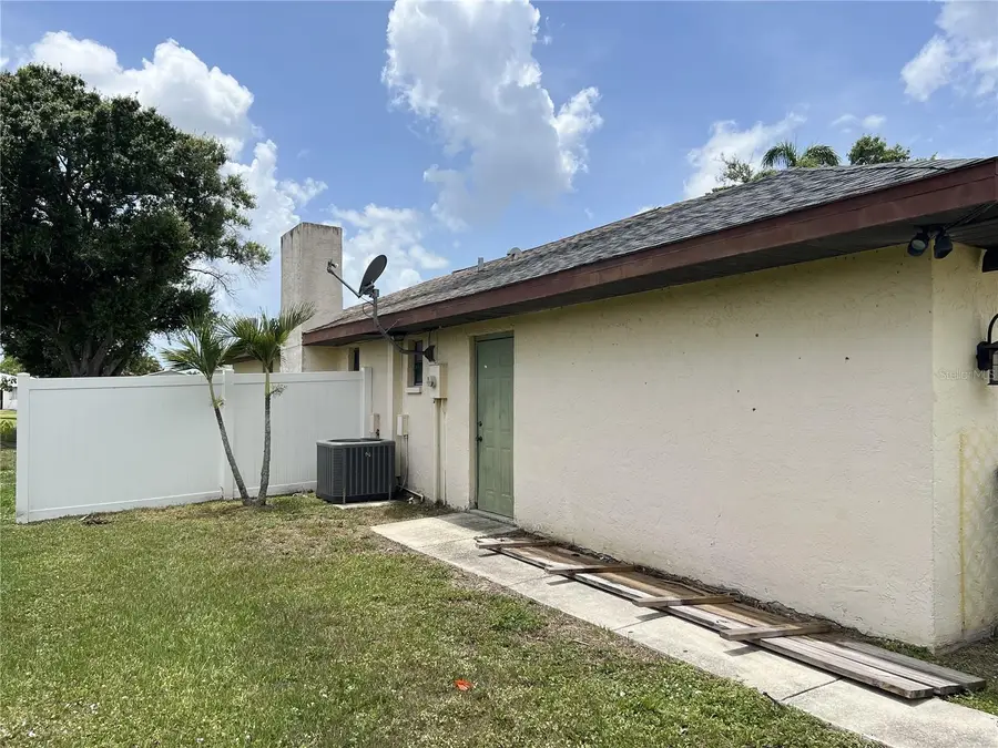 311 Oklahoma Avenue, Fort Myers, FL 33905 - #2