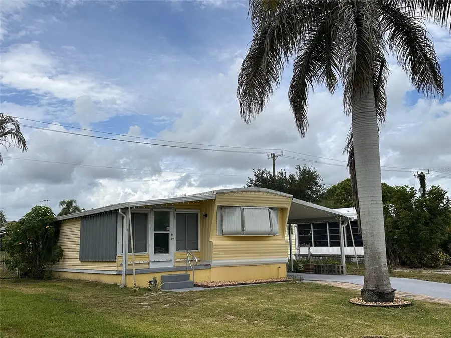 7388 SE Swan Avenue, Hobe Sound, FL 33455 - #2
