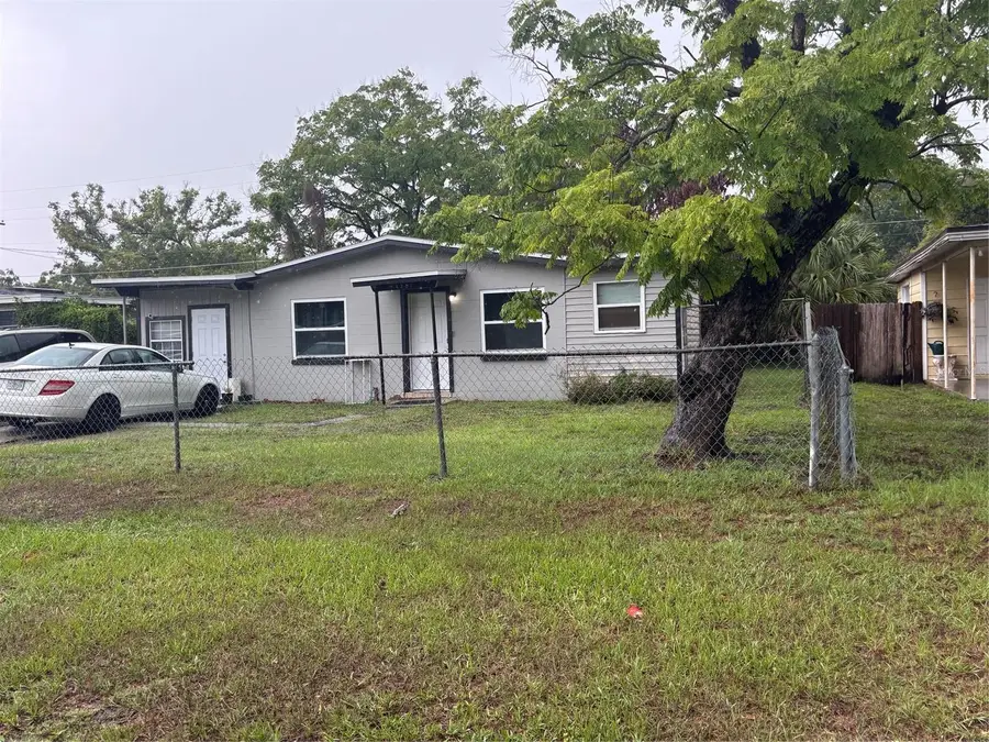 4321 Lake Lawne Avenue, Orlando, FL 32808 - #3