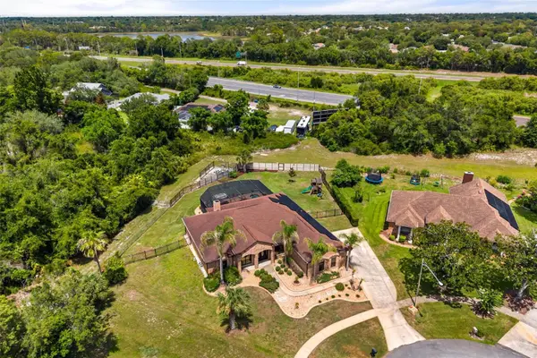 660 Moss Point Cove Court, DEBARY, FL 32713