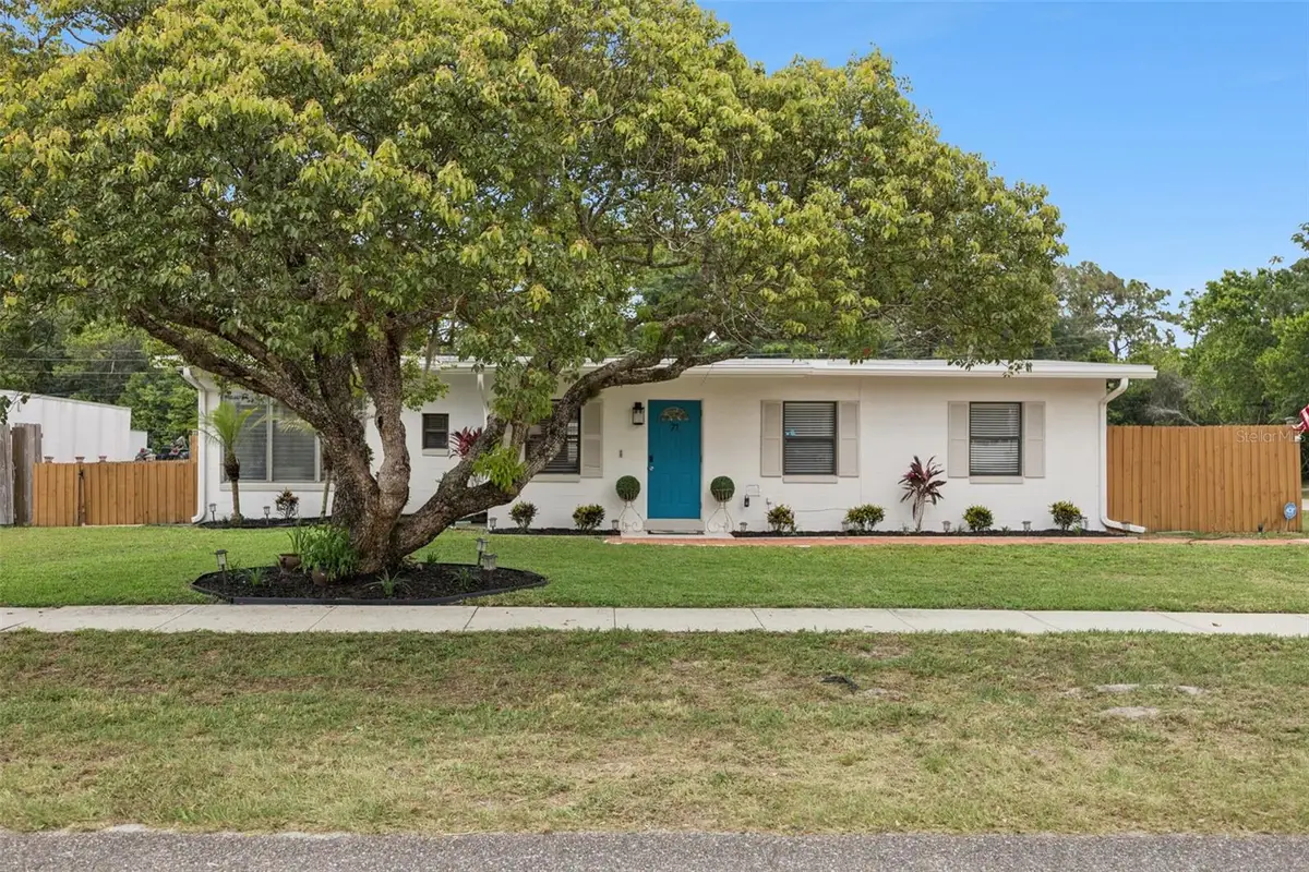 71 1st Street, Chuluota, FL 32766 - #1