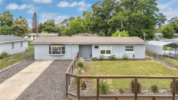 855 Pearl Drive, MOUNT DORA, FL 32757