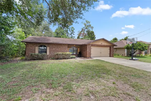 86 Spur Road, DEBARY, FL 32713