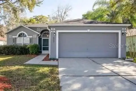 527 Dominish Estates Drive, APOPKA, FL 32712