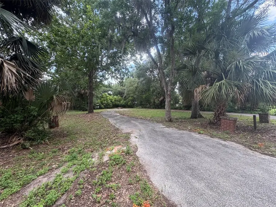 346 W University Avenue, Orange City, FL 32763 - #2