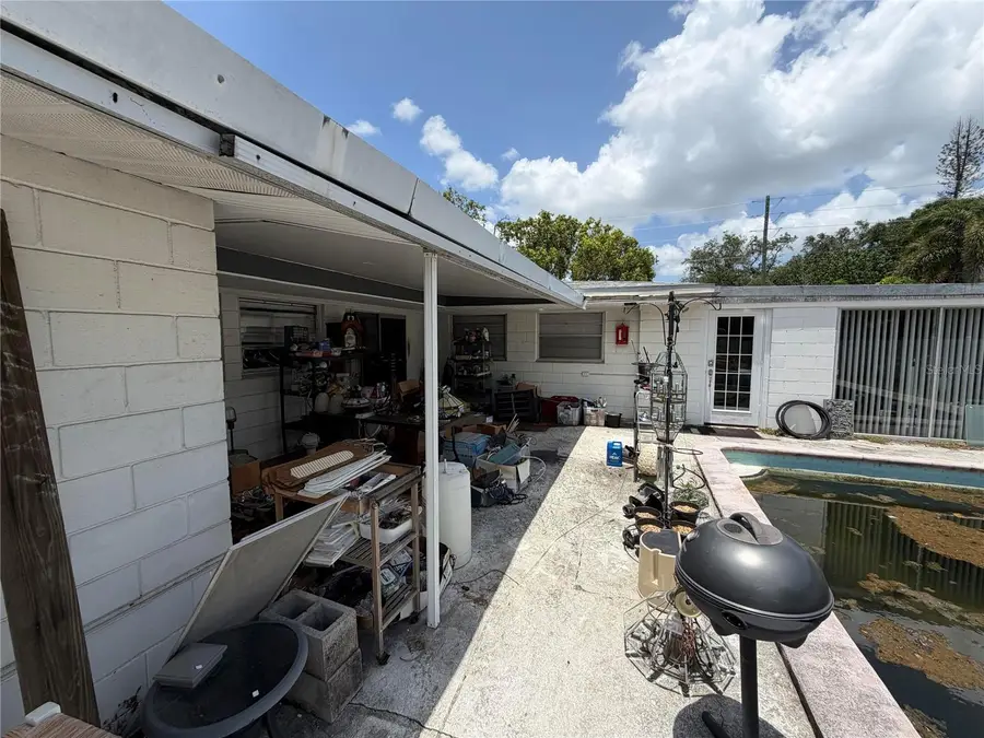 6710 Mango Avenue S, Saint Petersburg, FL 33707 - #2