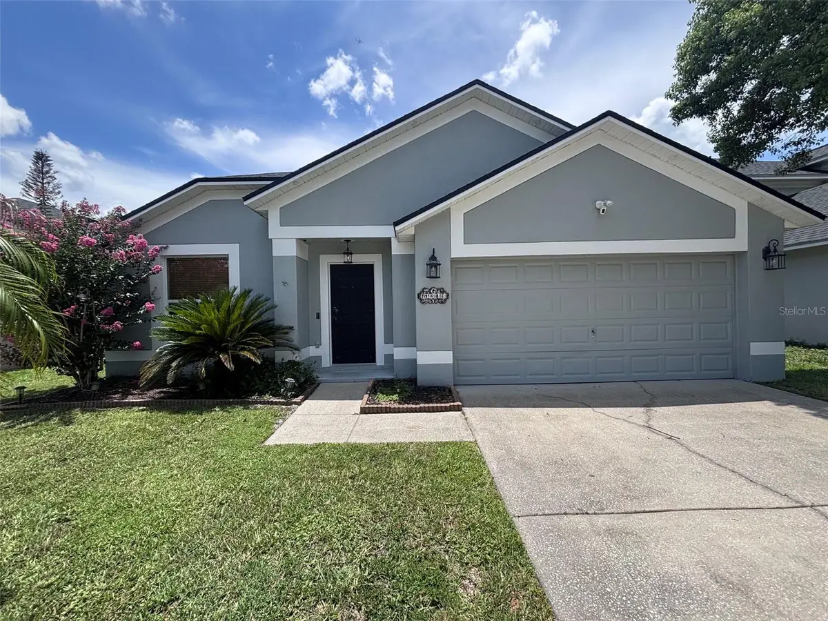 1045 Kelsey Avenue, Oviedo, FL 32765 - #1